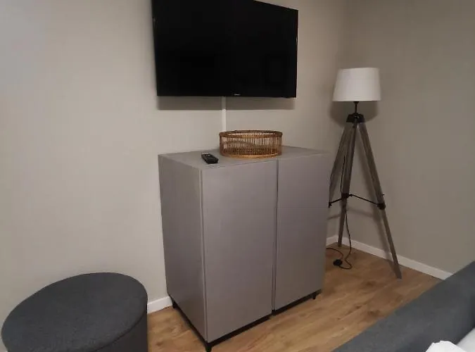 Zur Weinfee * 브리에델